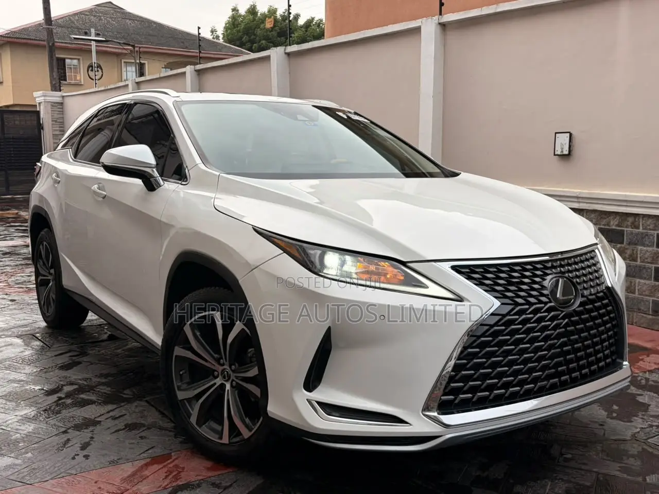 Lexus RX 2021 White