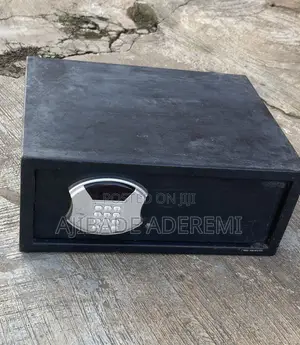Electronic and Manual Safe Box