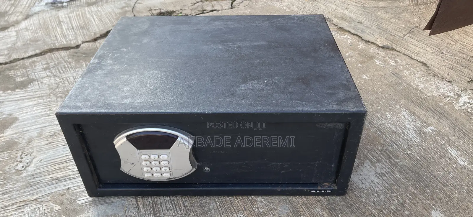 Electronic and Manual Safe Box