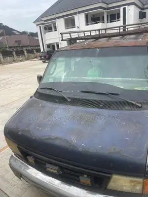 Ford E-250 Extended 2006 Blue