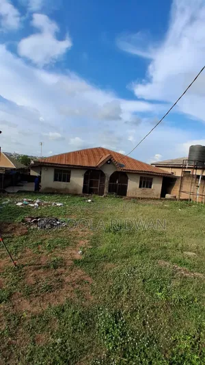 Furnished 4bdrm Bungalow in 'Temidire Estate', Moniya for sale