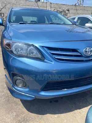 Toyota Corolla LE 4dr Sedan (1.8L 4cyl 4A) 2012 Blue