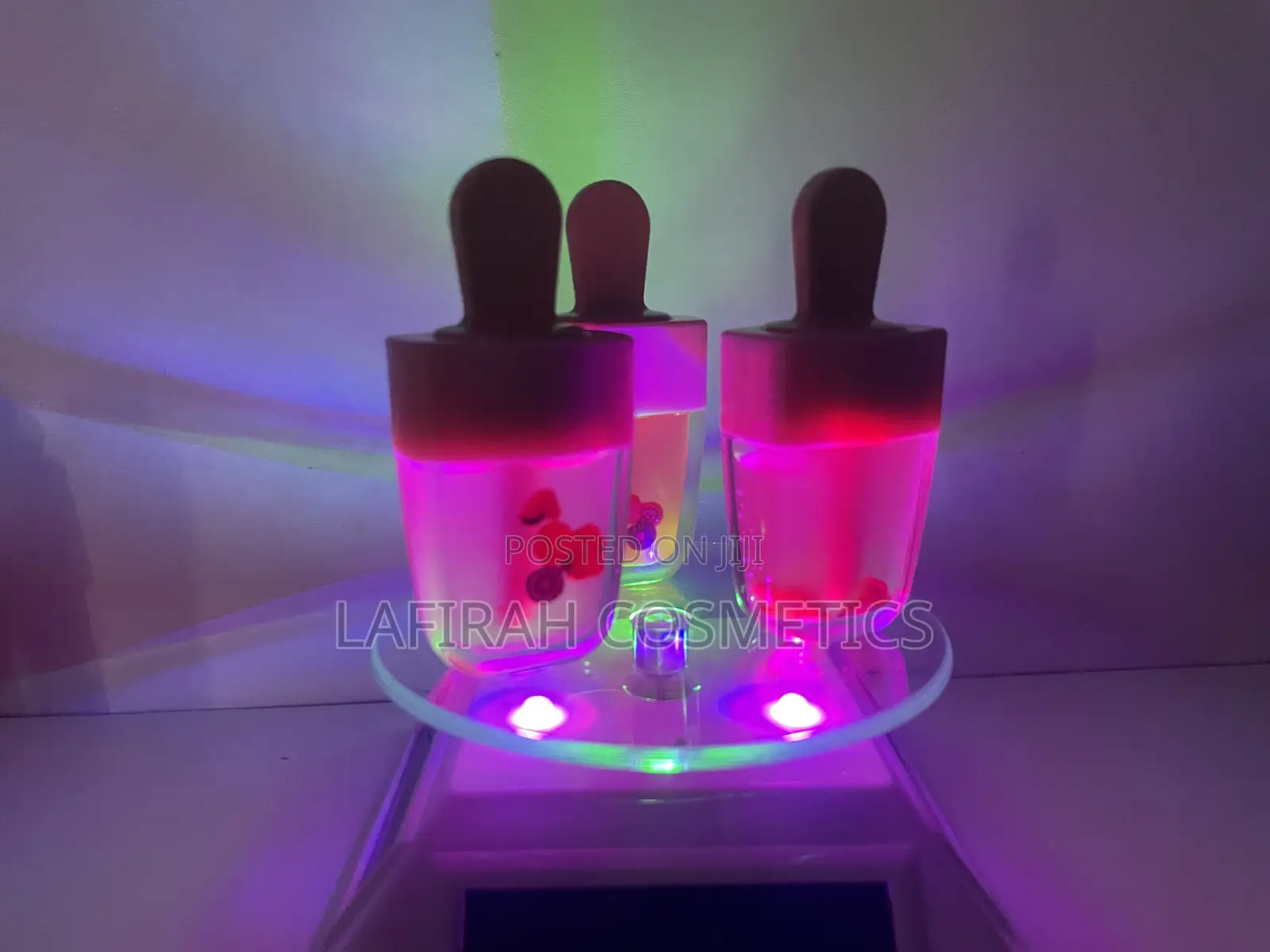 Magic Color Changing Lipgloss