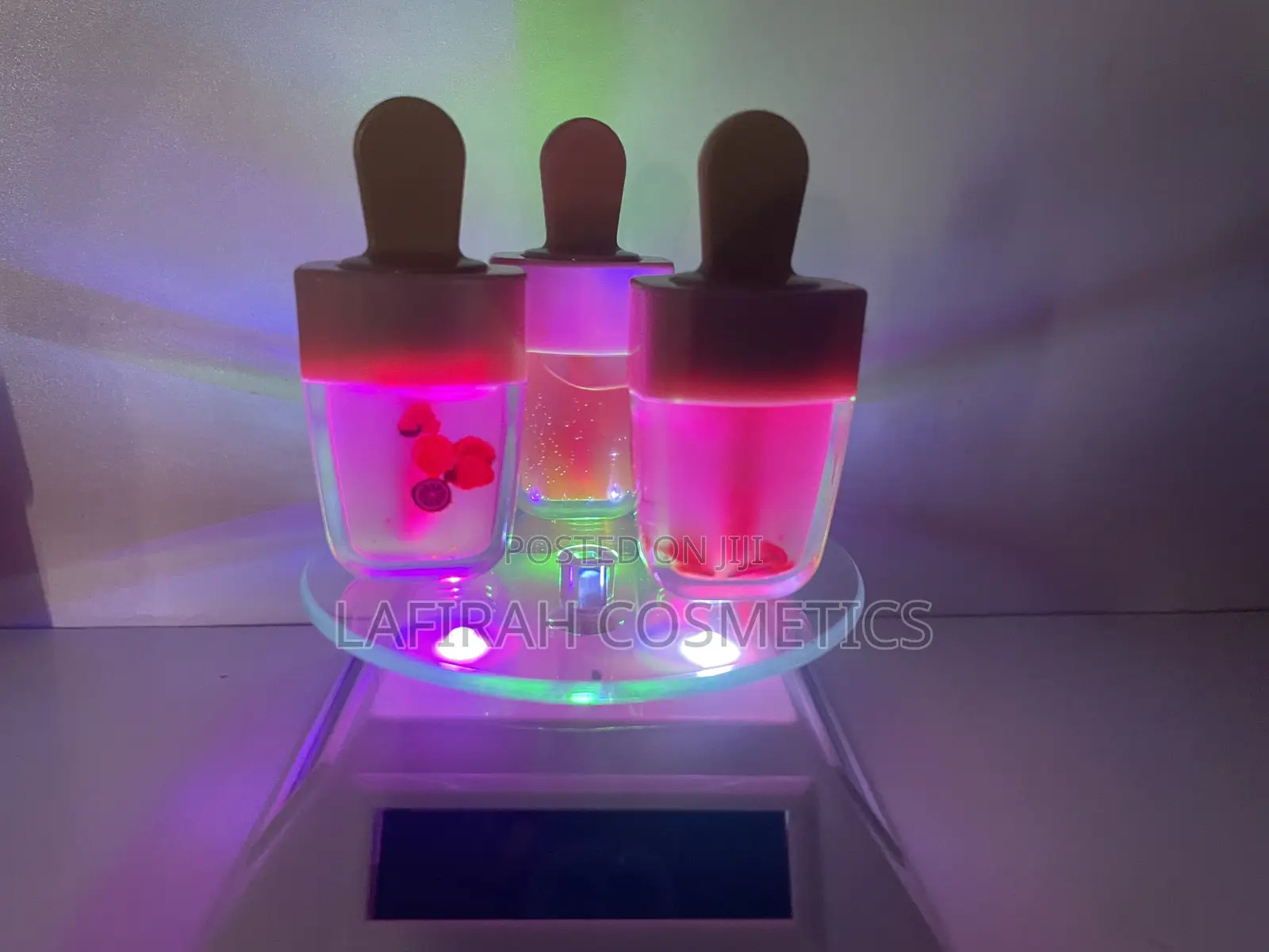 Magic Color Changing Lipgloss
