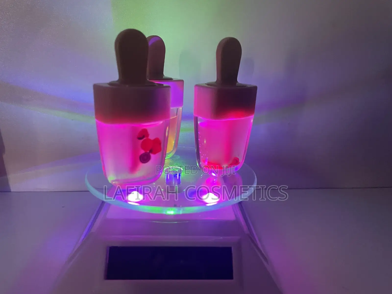 Magic Color Changing Lipgloss