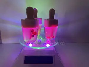 Magic Color Changing Lipgloss