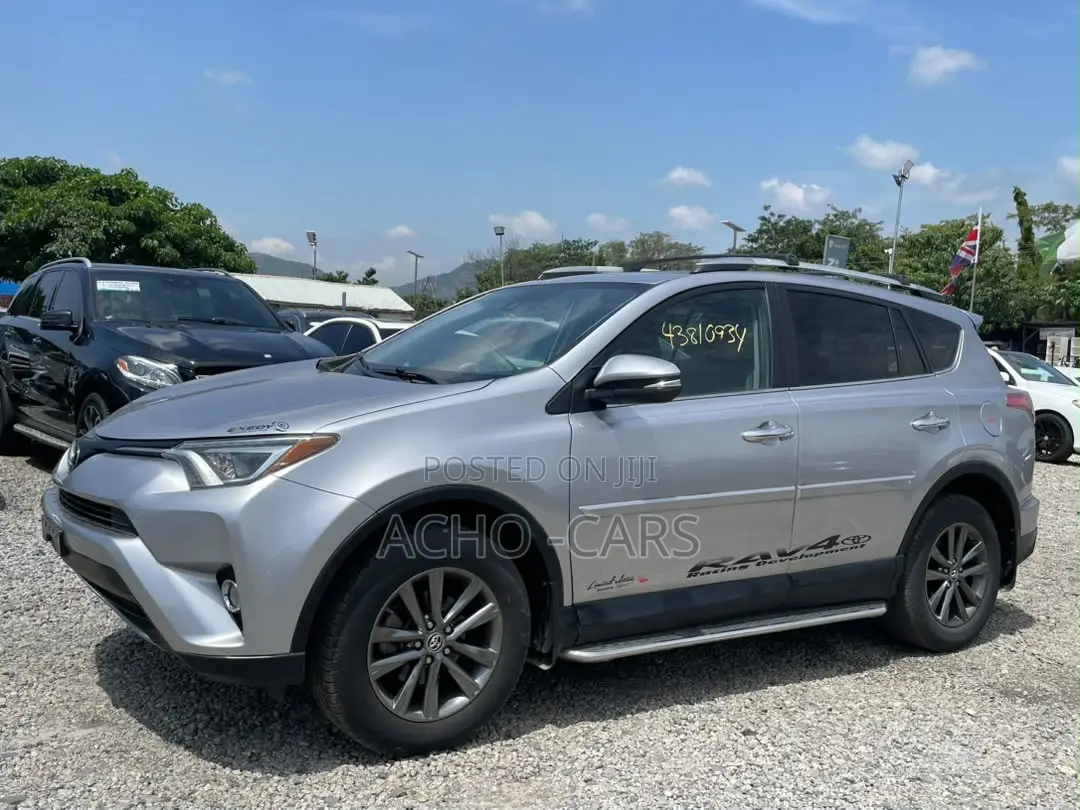 Toyota RAV4 2018 Silver