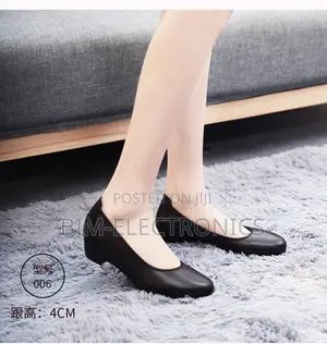 Ladies Court Shoes - Black