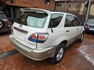 Lexus RX 300 2WD 2002 White