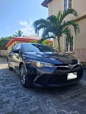 Toyota Camry SE 4dr Sedan (2.5L 4cyl 6A) 2015 Green