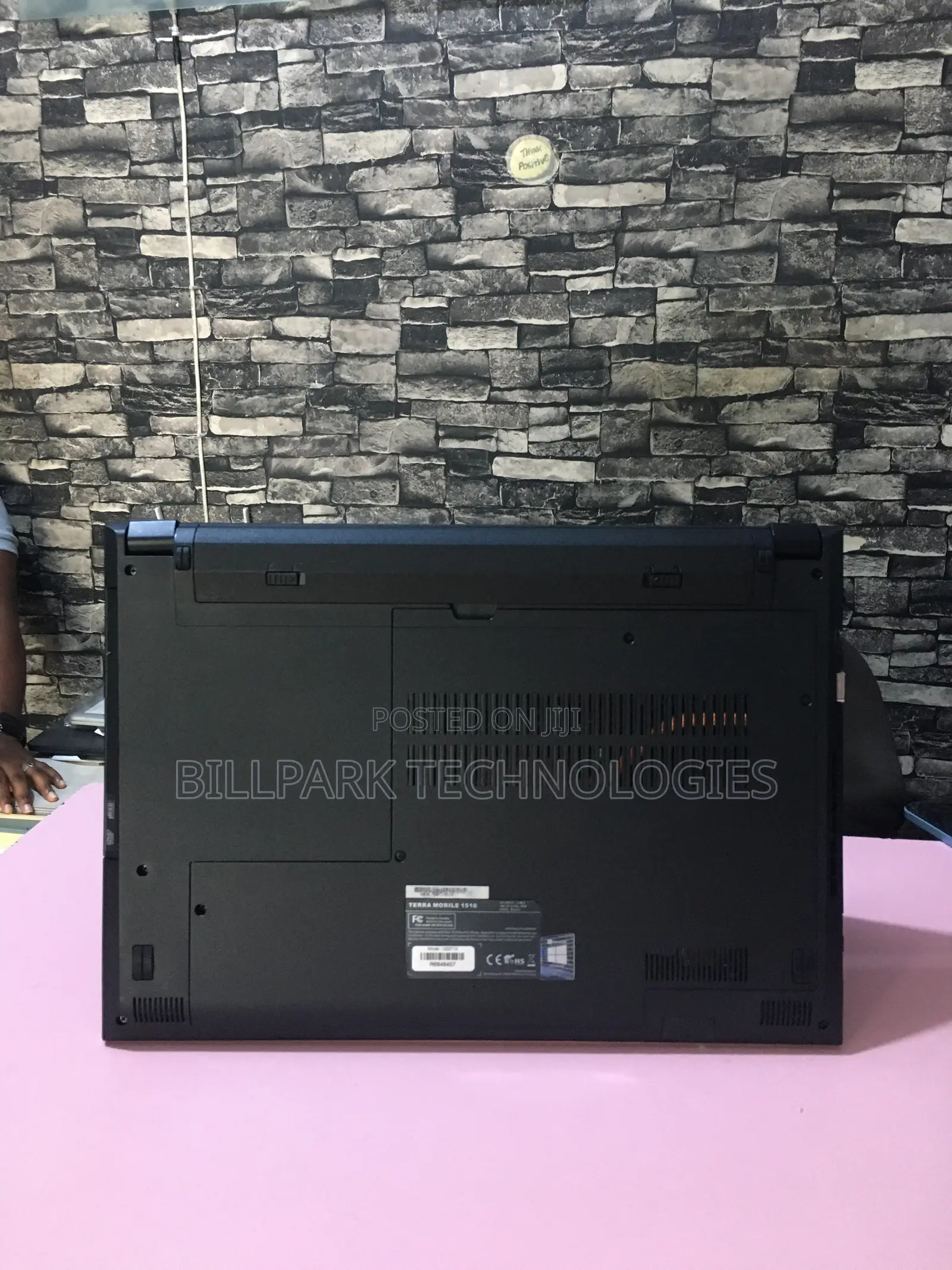 Laptop 8GB Intel Core i3 SSD 256GB