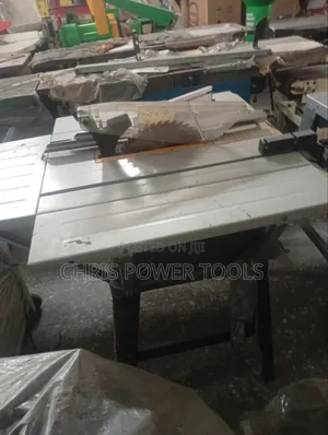 Table Saw Machine