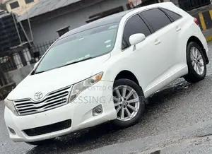 Toyota Venza 2010 White
