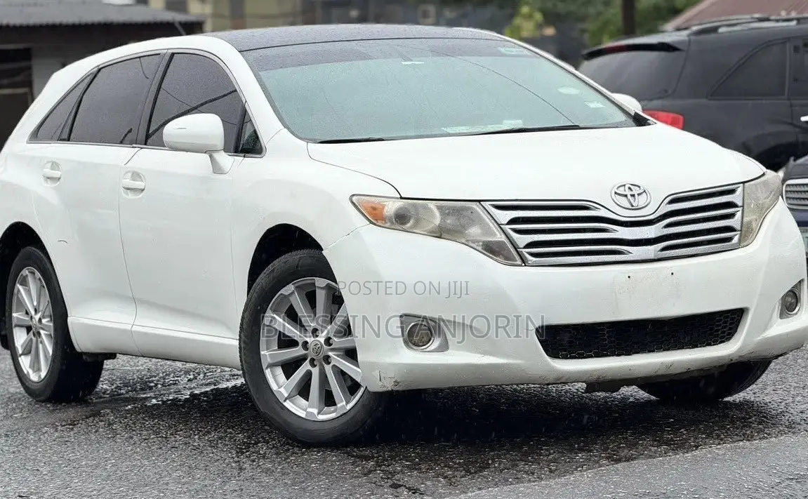 Toyota Venza 2010 White