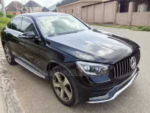 Mercedes-Benz GLC-Class 2017 Black