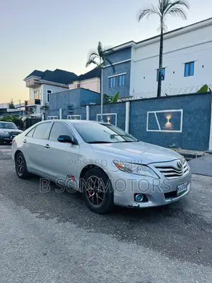 Toyota Camry LE 4dr Sedan (2.4L 4cyl 5A) 2008 Silver