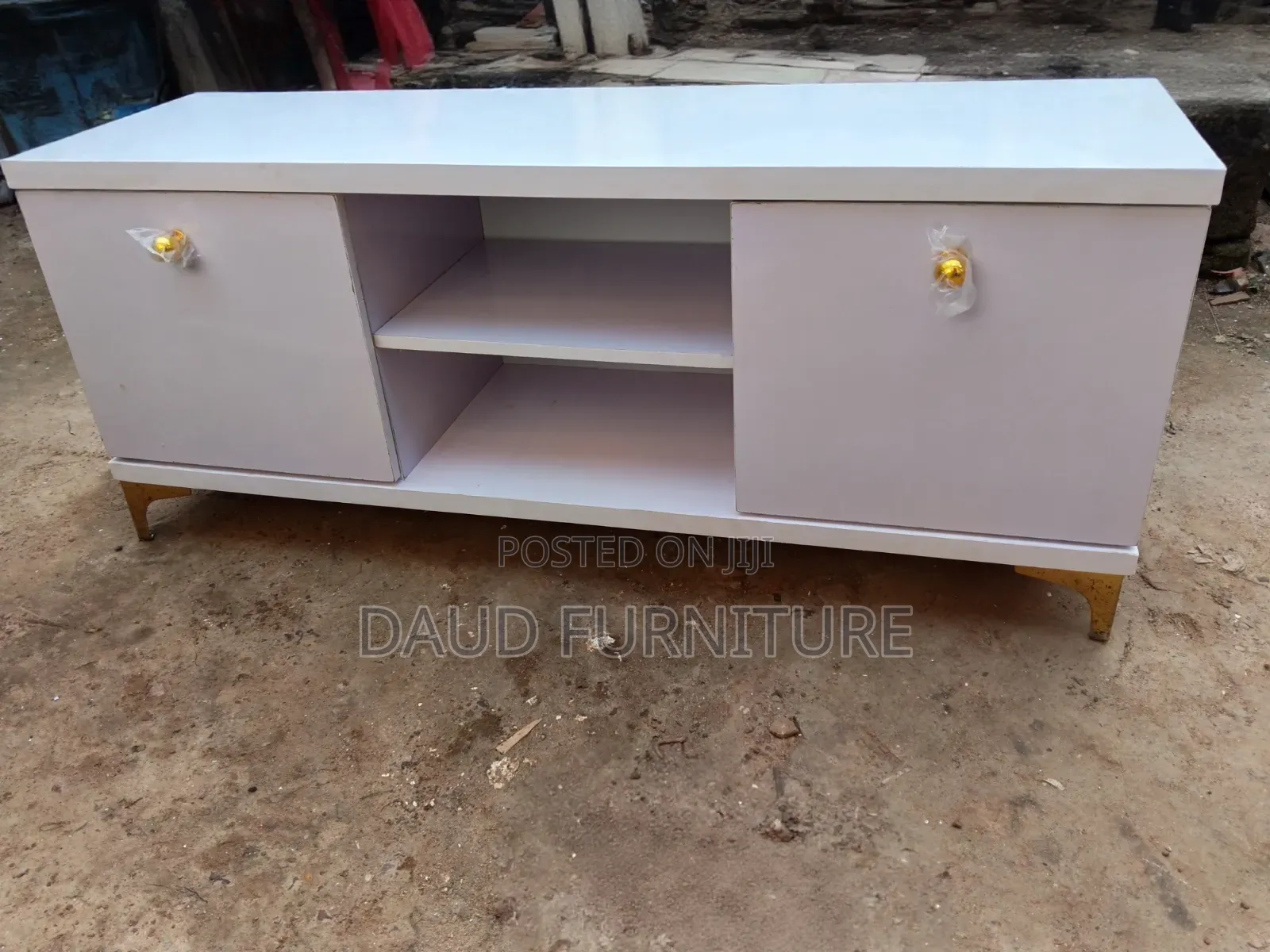 Modern White TV Stand With Storage – Quality Furniture