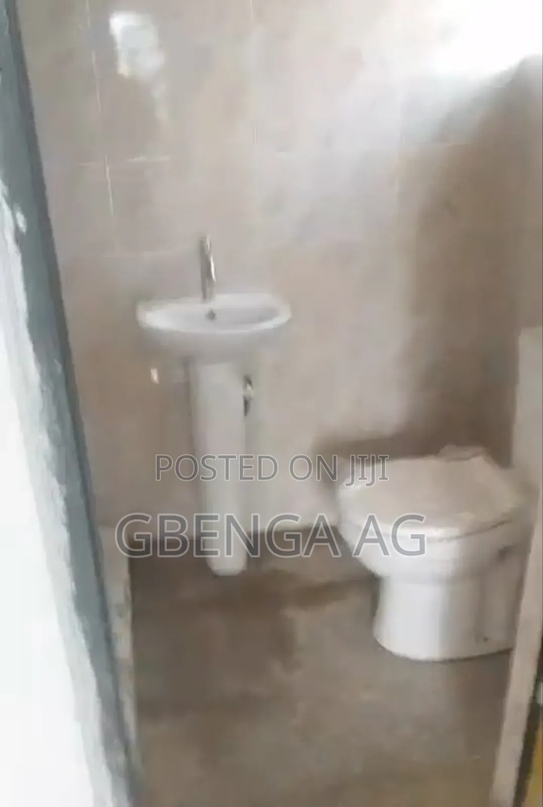 4bdrm Duplex in Magboro Off, Obafemi-Owode for sale