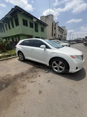 Toyota Venza 2011 White
