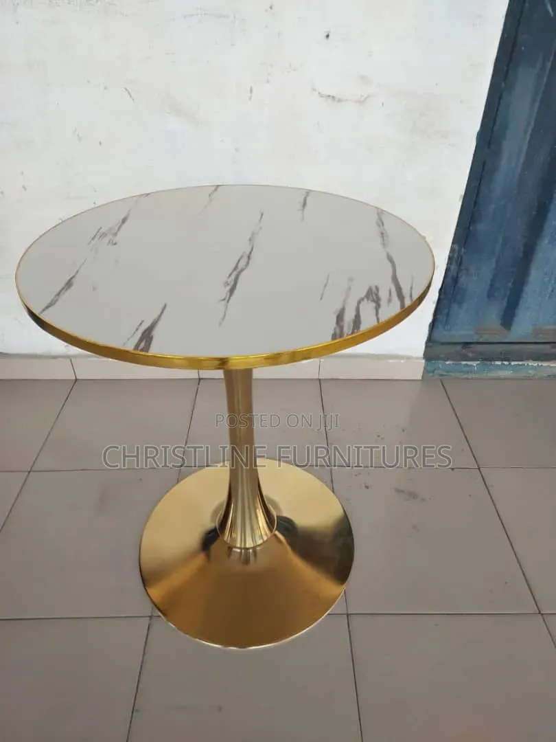 Quality Restaurant Round Table