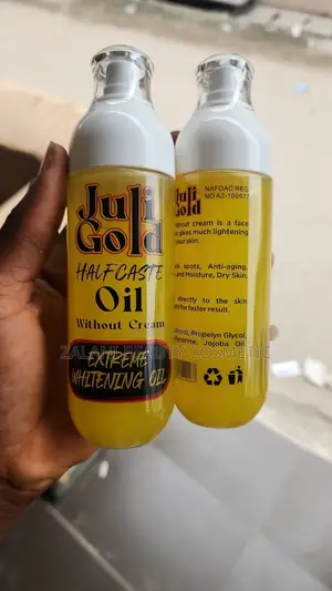 Juli Gold Half Caste Oil Is a Skin-Brightening Body Oil 1pcs
