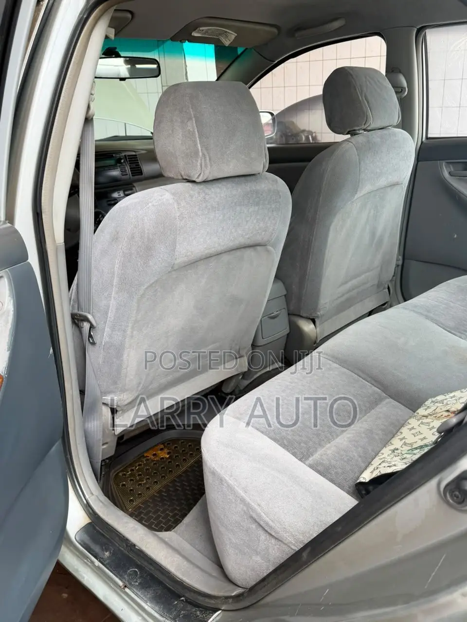 Toyota Corolla 2004 Silver