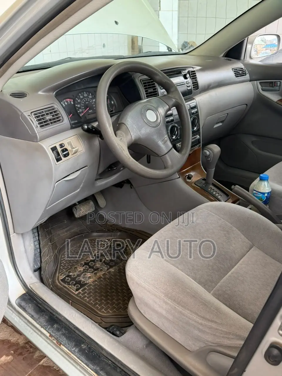 Toyota Corolla 2004 Silver