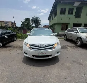Toyota Venza 2011 White