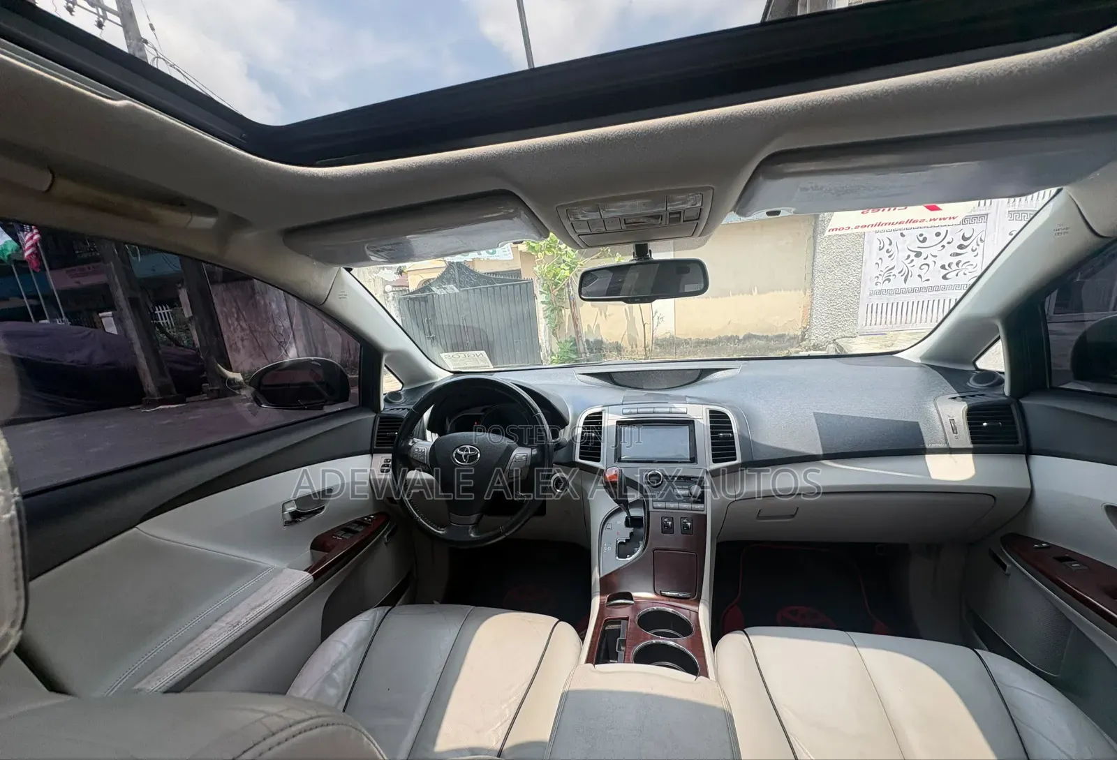 Toyota Venza 2011 White