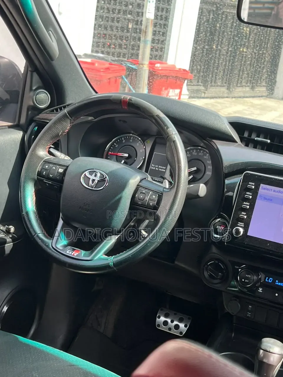 Toyota Hilux 2023 Black