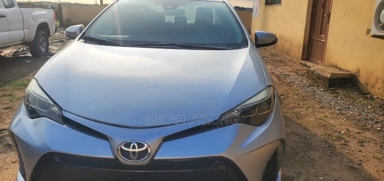 Toyota Corolla 2020 Silver