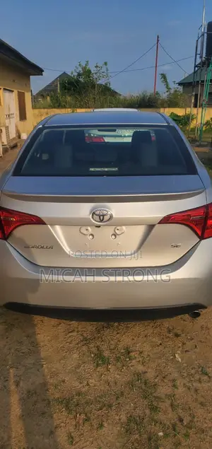 Toyota Corolla 2020 Silver