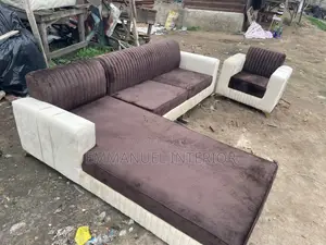 Long Lasting 7 Seater Couch