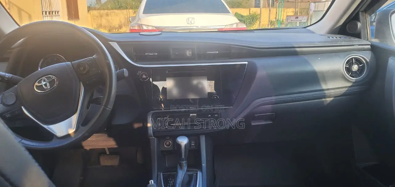 Toyota Corolla 2020 Silver