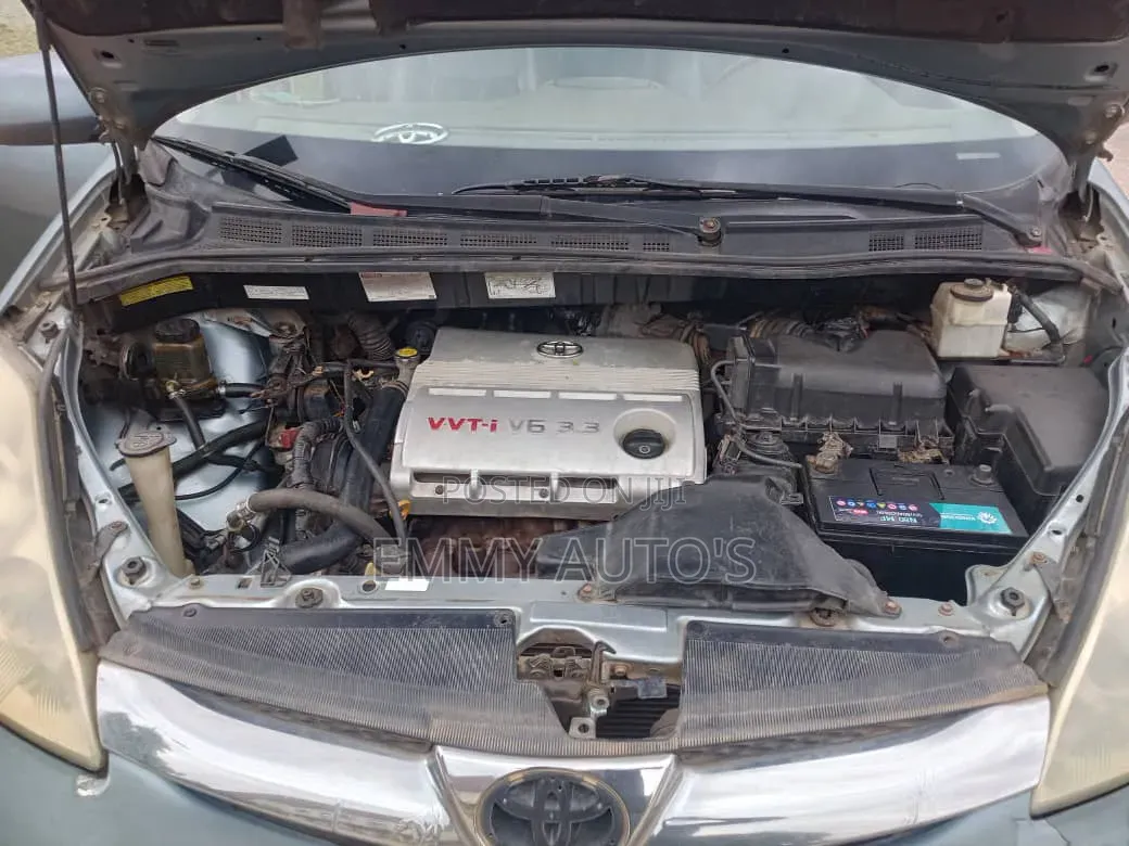 Toyota Sienna 2005