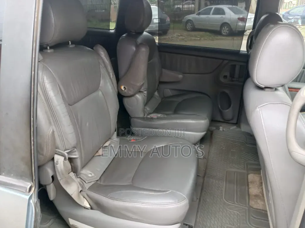 Toyota Sienna 2005