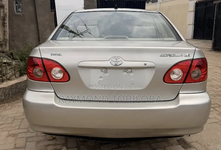 Toyota Corolla 2005