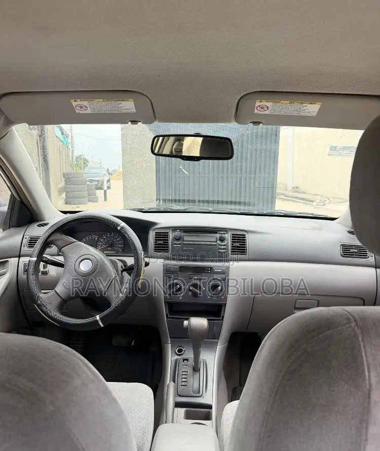 Toyota Corolla 2005