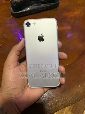 Apple iPhone 7 128 GB Black