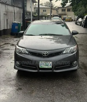 Toyota Camry 2013 Gray