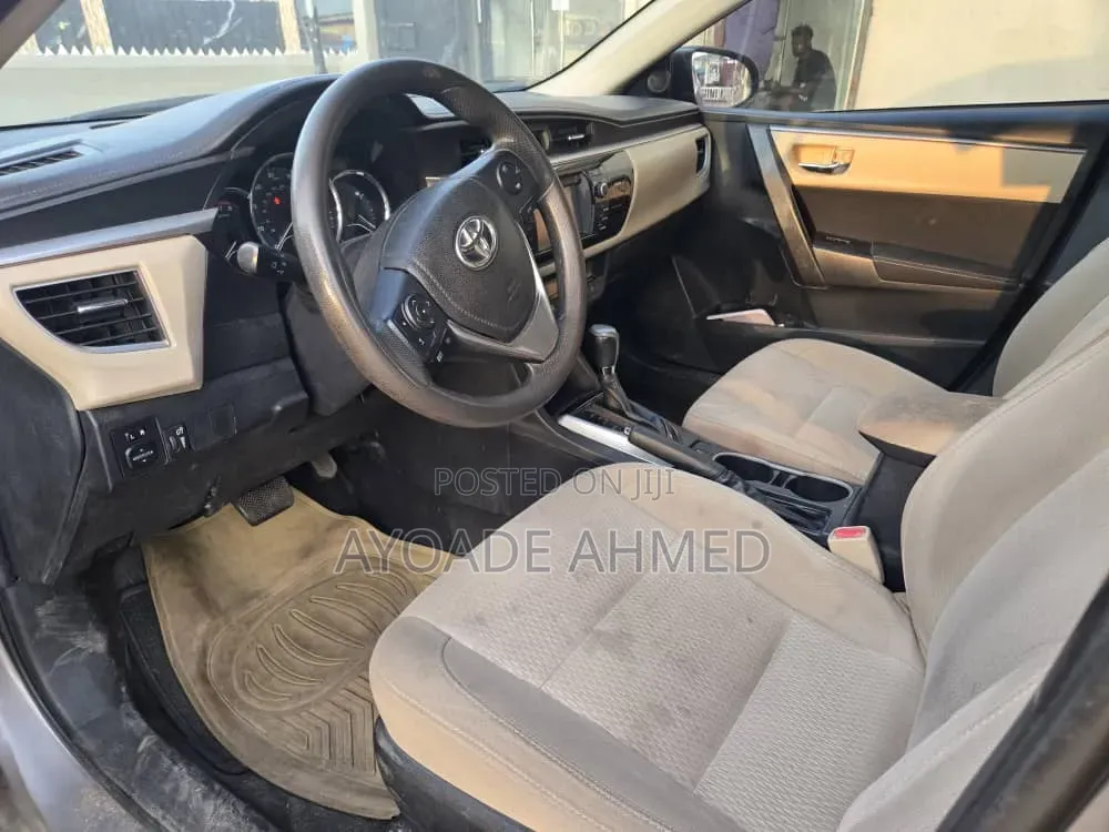 Toyota Corolla 2016 Gray