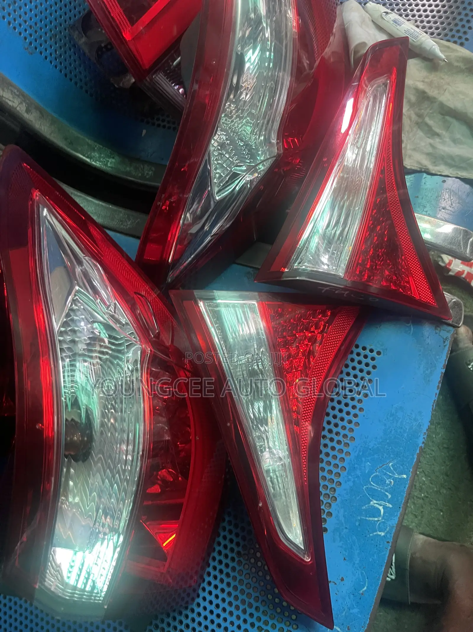 Complete Backlight Corolla 2015