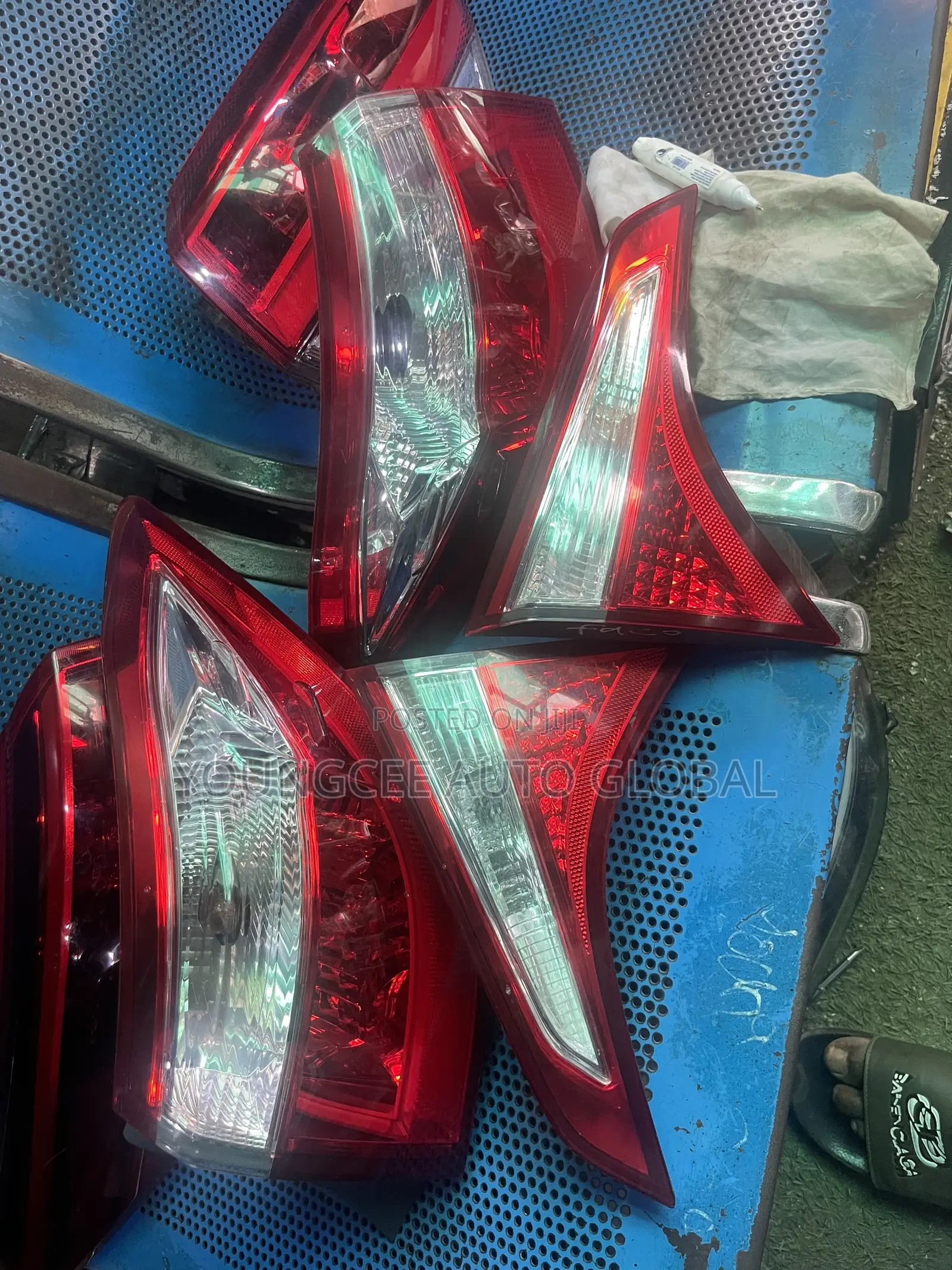 Complete Backlight Corolla 2015