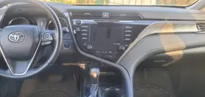 Toyota Camry SE 2021 Blue