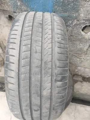 275/40/22 Foreign Used Bridgestone