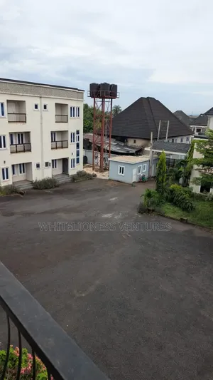 3bdrm Townhouse/Terrace in Okpanam, Oshimili South for sale
