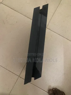 Ps4 Console