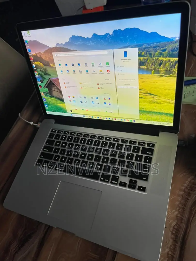 Laptop Apple MacBook Pro 2015 16GB Intel Core i7 SSD 512GB