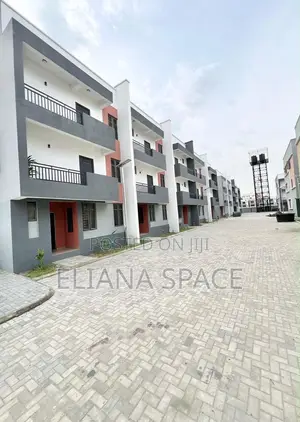 4bdrm Townhouse/Terrace in Ikate Lekki for sale