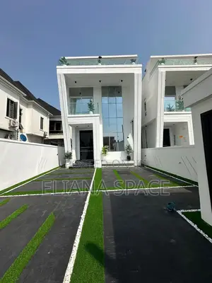 5bdrm Duplex in Ologolo for sale